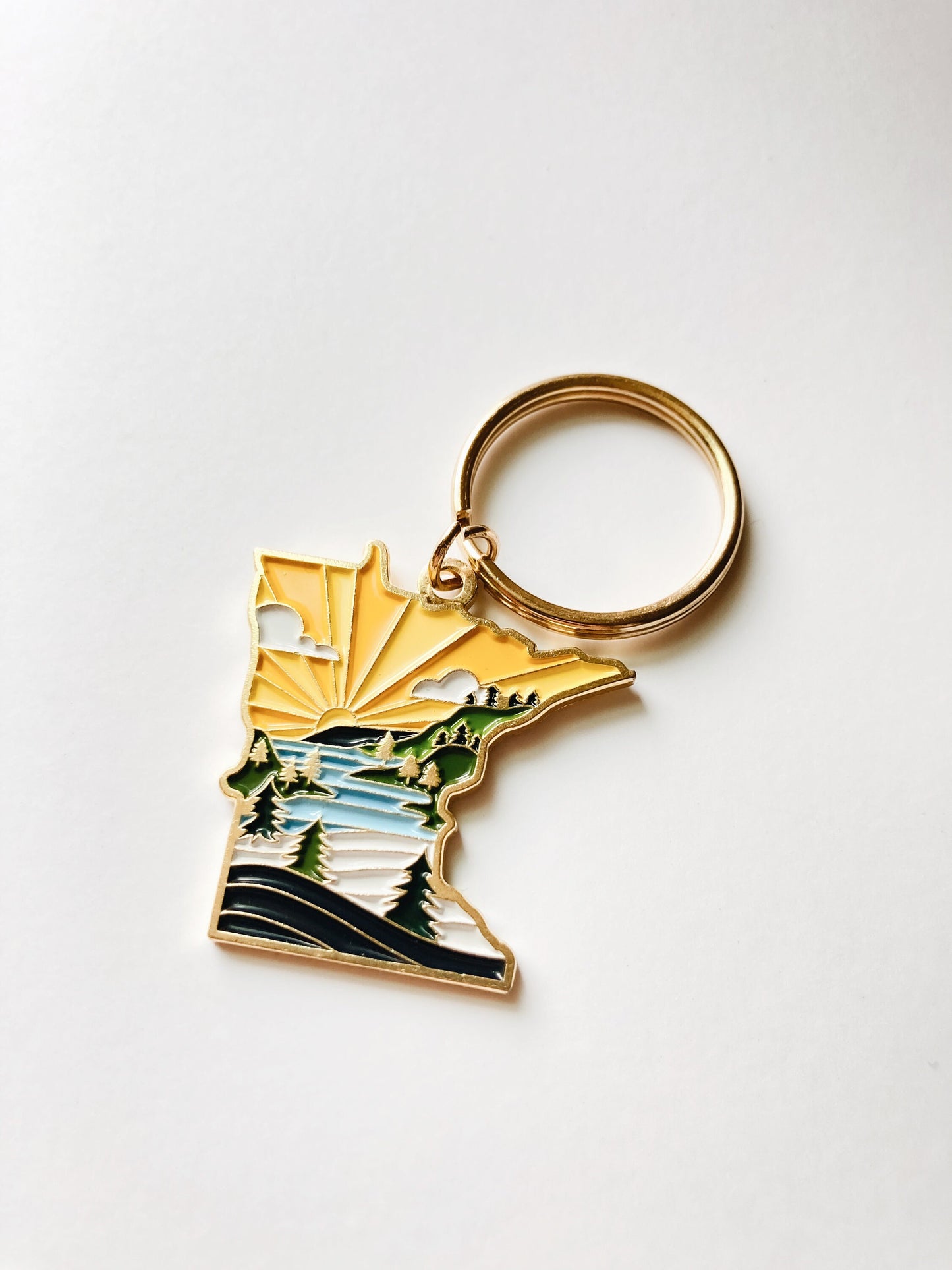 Minnesota Soft Enamel Keychain | Minnesota Outline Key Ring | Illustrated State Keychain 1.5"