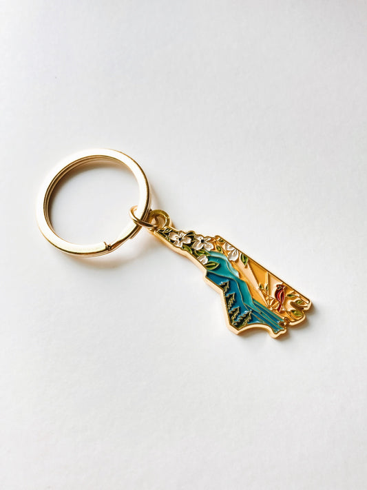 North Carolina Gold Enamel Keychain | North Carolina Outline Key Ring | Soft Enamel Illustrated State Keychain 1.5"