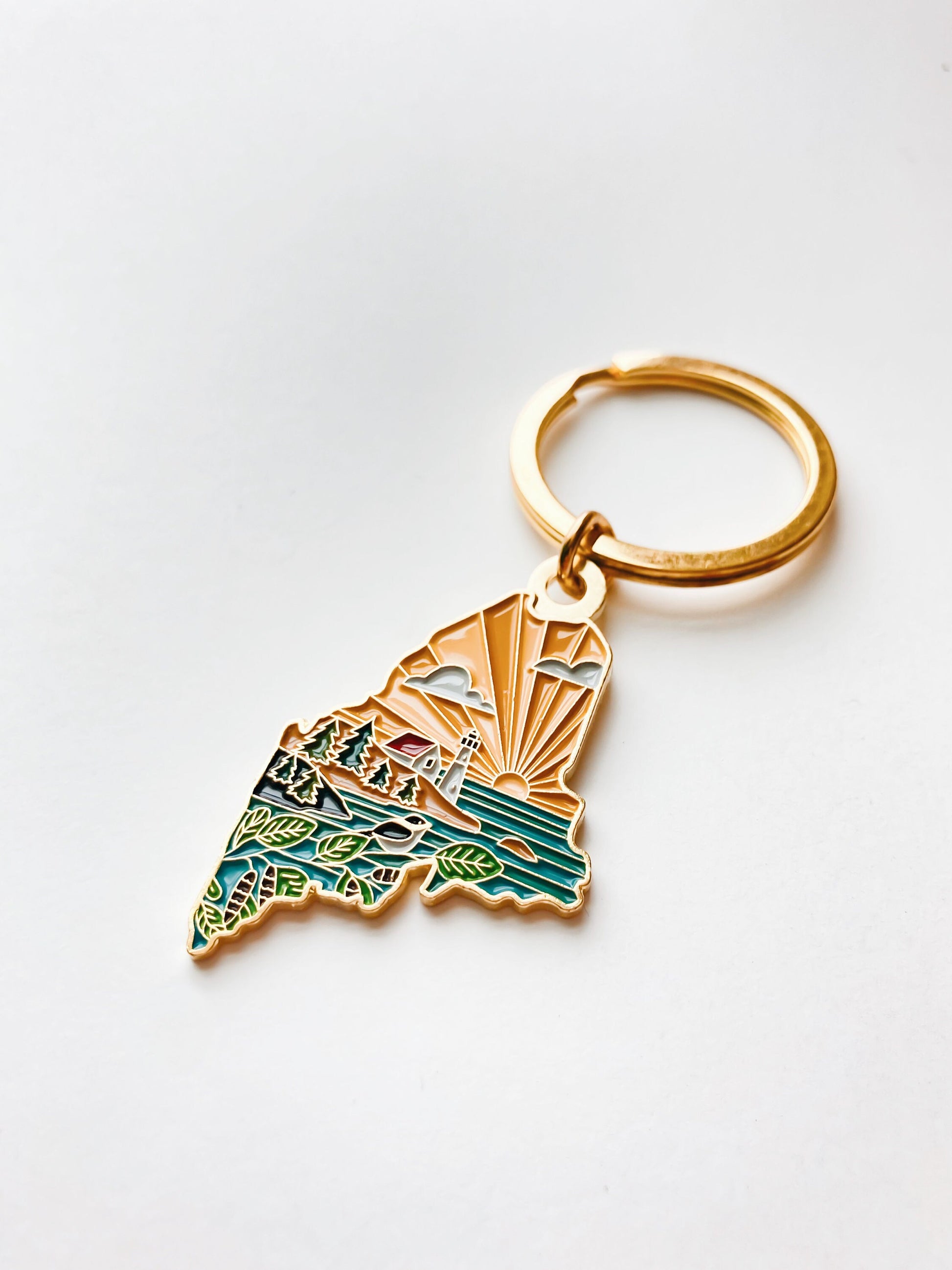 Maine Gold Enamel Keychain | Maine State Key Ring | Soft Enamel Illustrated State Keychain 1.5"