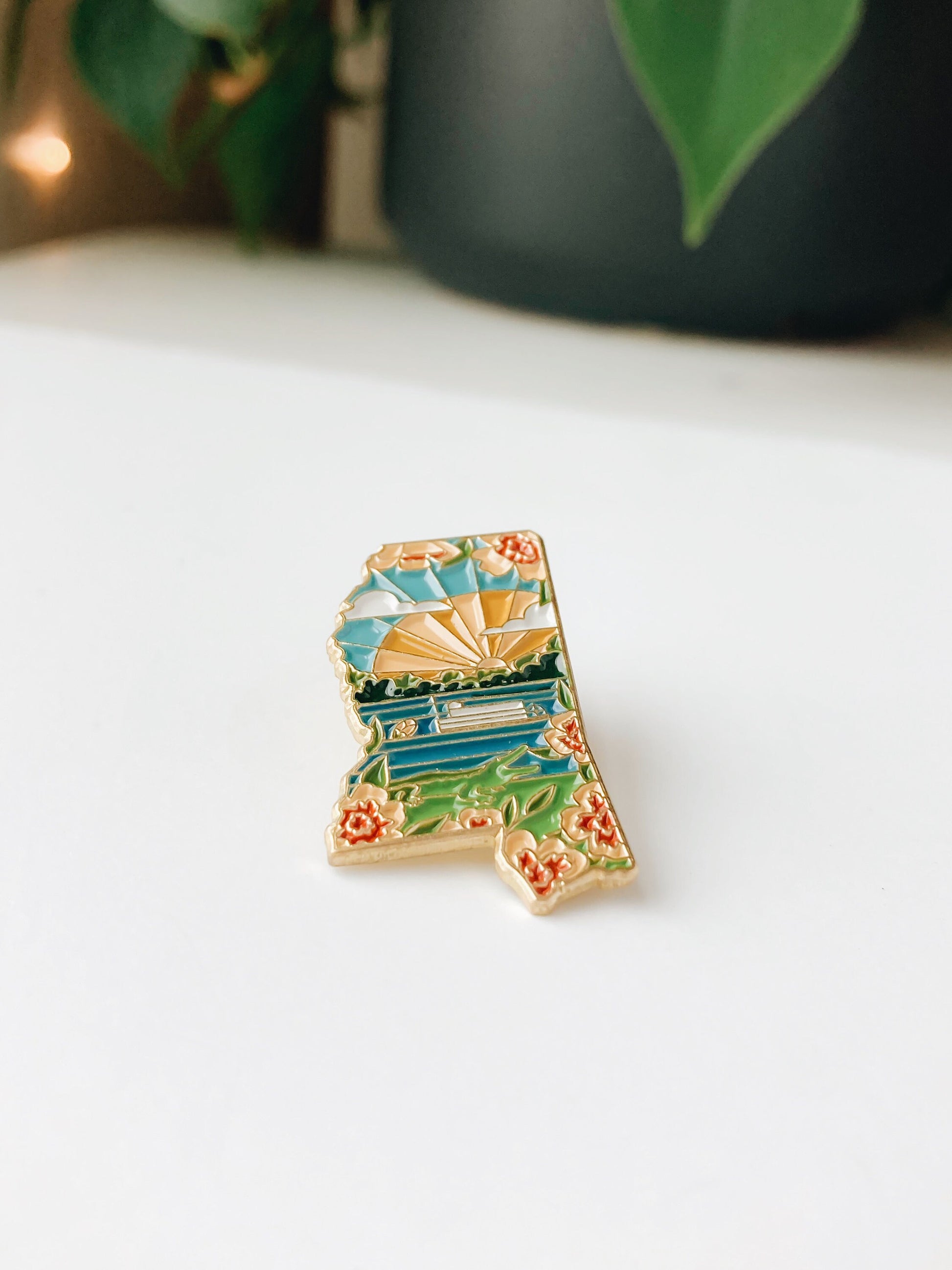 Mississippi Enamel Pin | Gold Soft Enamel Pin | Illustrated United States Pin | Butterfly Clasp | 1.25"