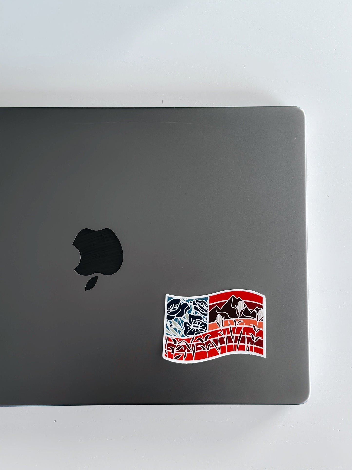 American Flag Vinyl Sticker | Weatherproof Matt Decal | Die Cut Flag Decal | Laptop | Tumbler | Water Bottle | Tablet | Car Decal | 3"