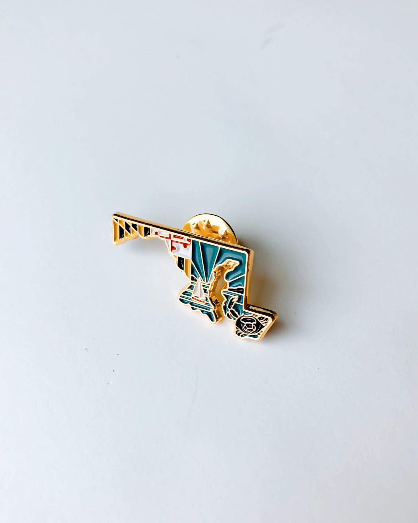 Maryland Enamel Pin | Gold Soft Enamel Pin | Illustrated United State Pin | Butterfly Clasp | 1.25"