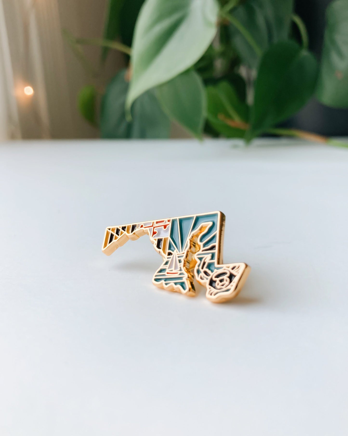 Maryland Enamel Pin | Gold Soft Enamel Pin | Illustrated United State Pin | Butterfly Clasp | 1.25"