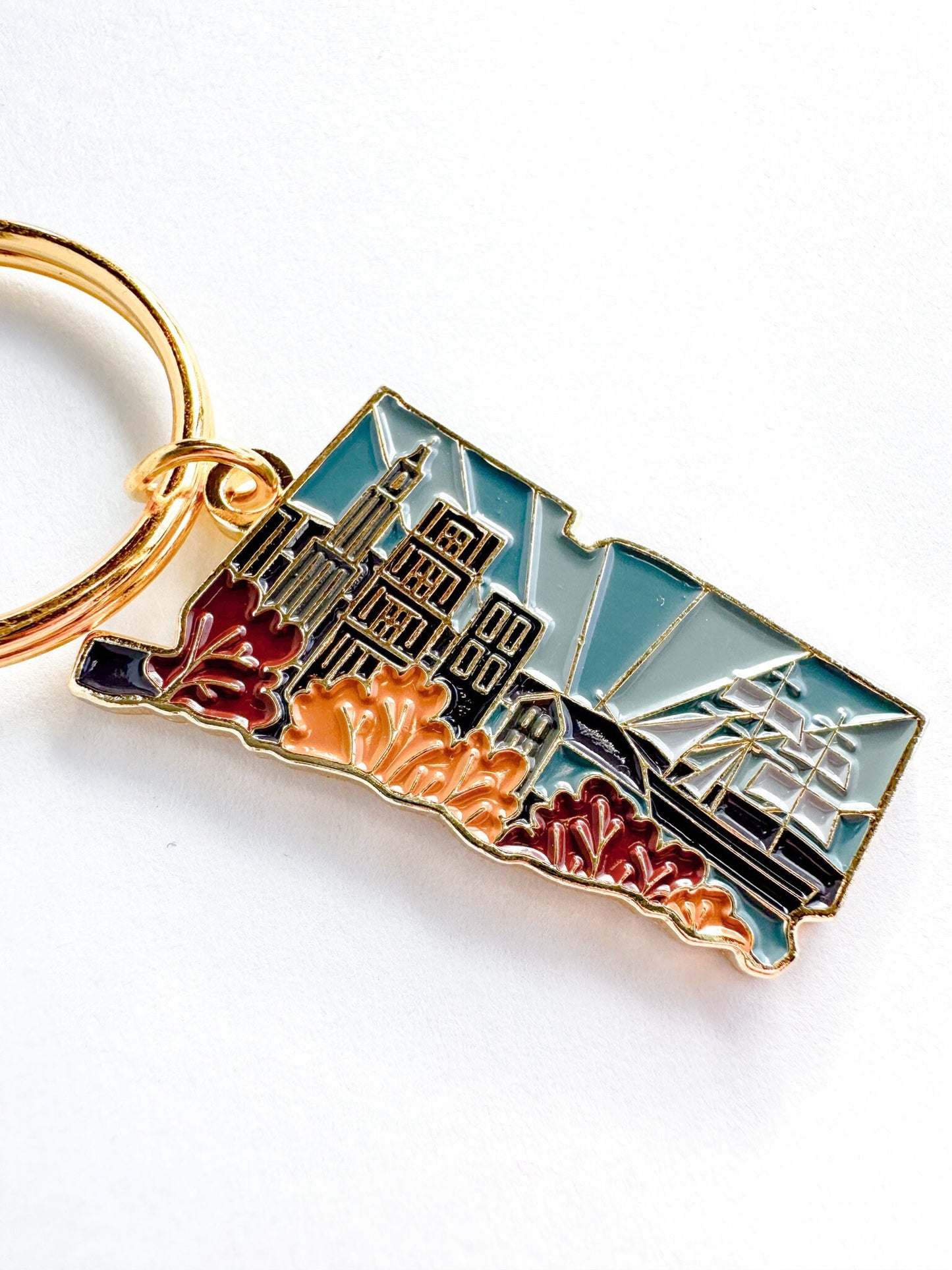 Connecticut Soft Enamel Keychain | Connecticut Outline Key Ring | Illustrated State Keychain 1.5"