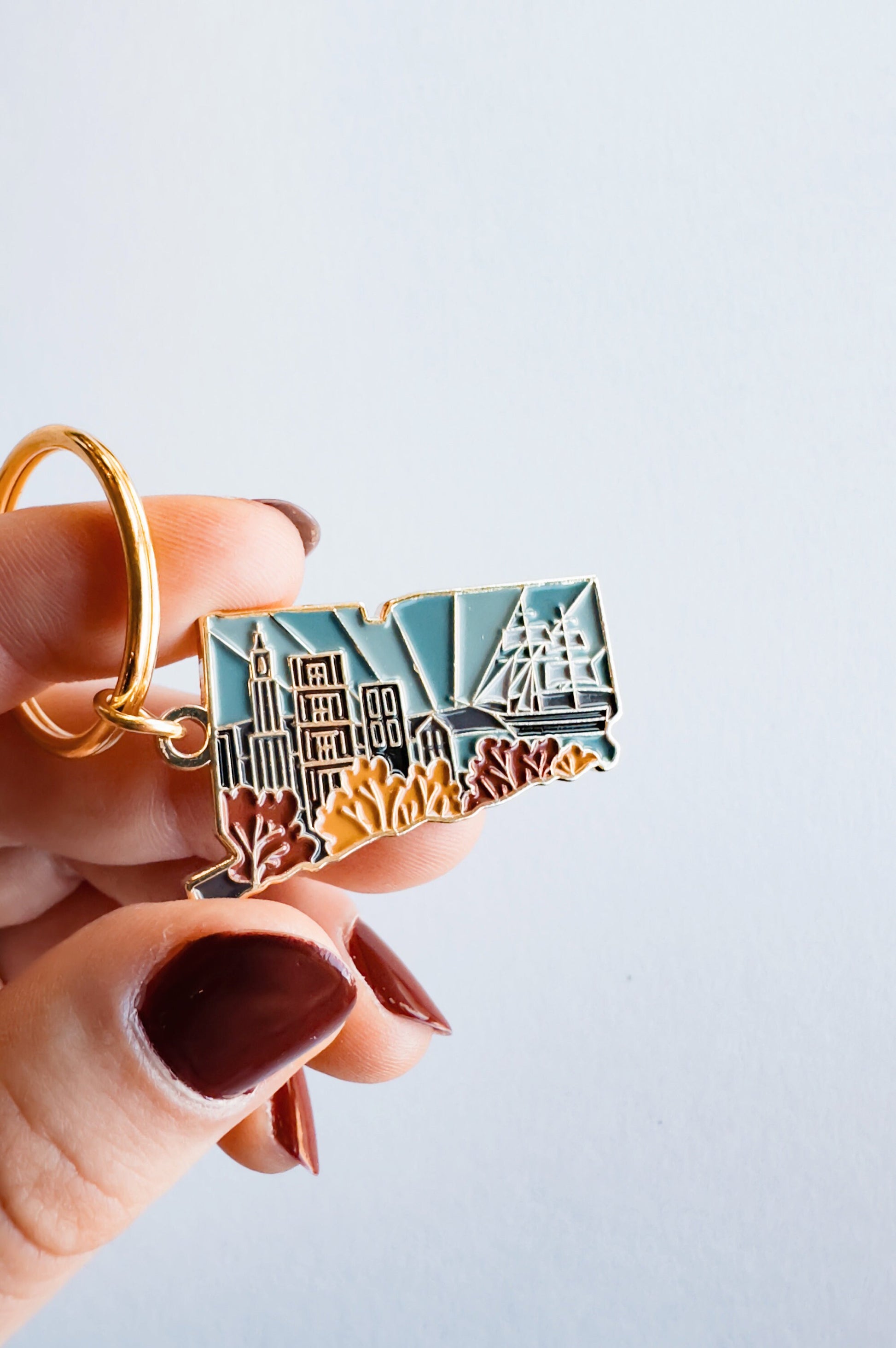 Connecticut Soft Enamel Keychain | Connecticut Outline Key Ring | Illustrated State Keychain 1.5"